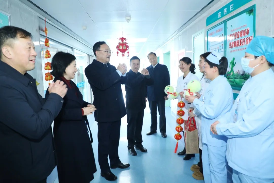 1738747704110281.jpg 1738747704110281.jpg