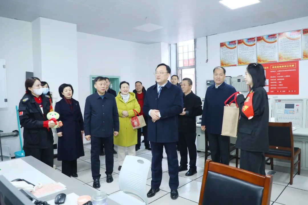 1738747825695565.jpg 1738747825695565.jpg