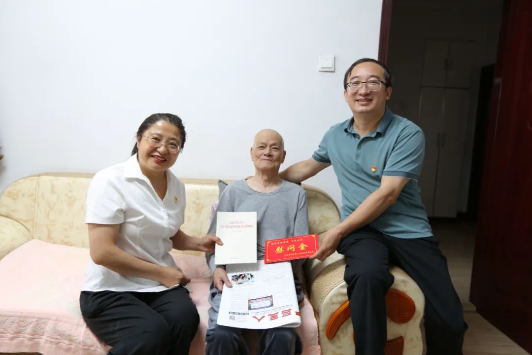 1751167888403810.jpg 1751167888403810.jpg