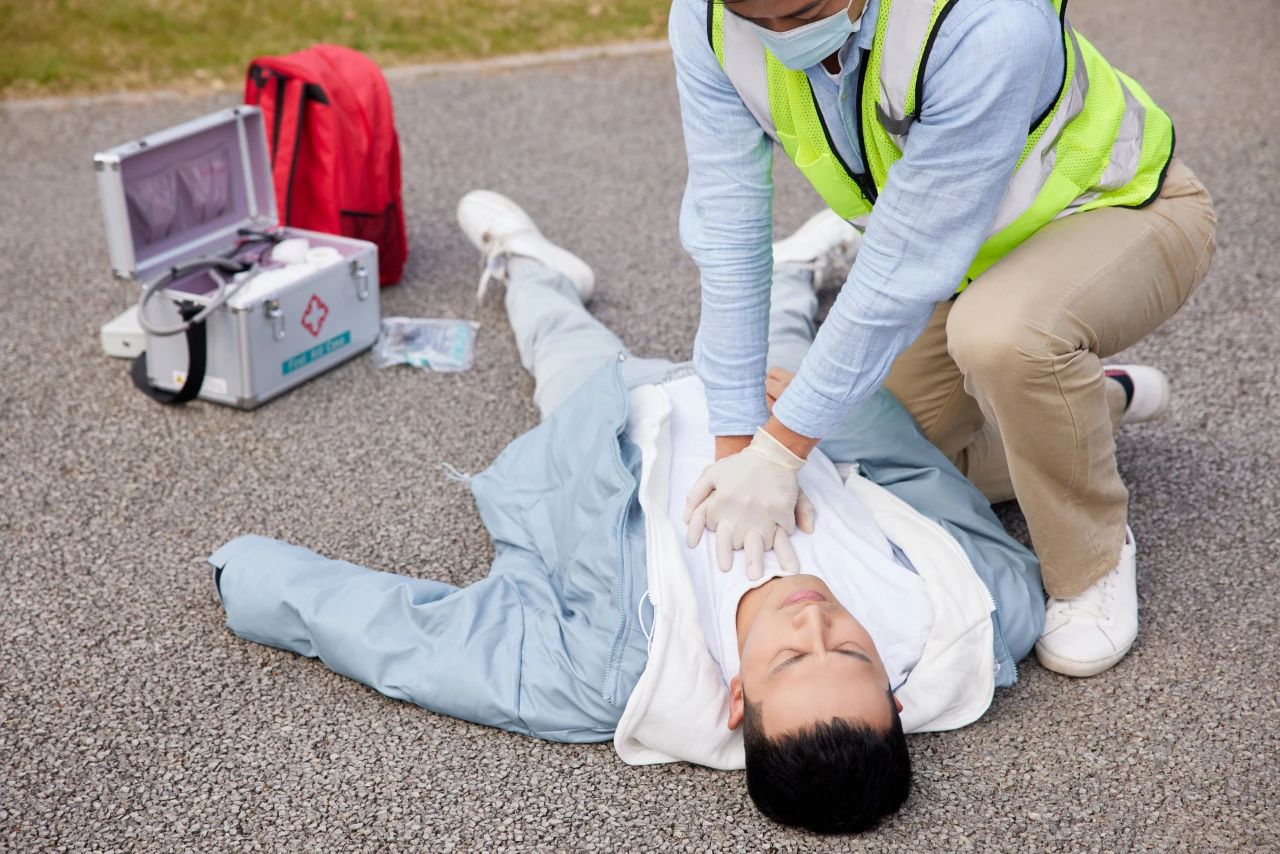 1751276584118569.jpg 1751276584118569.jpg