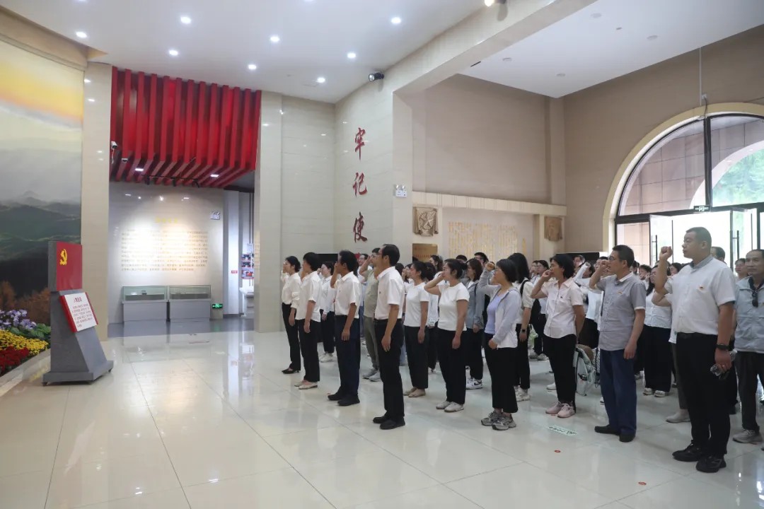 1751721252202292.jpg 1751721252202292.jpg