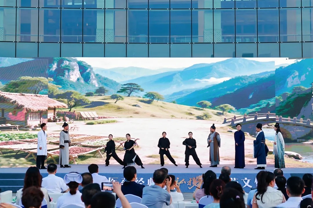 1753522405316068.jpg 1753522405316068.jpg