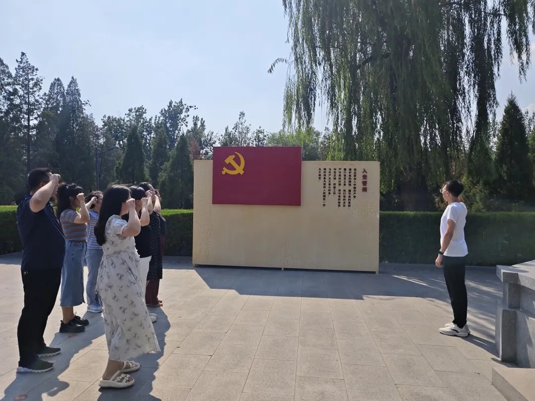 1754760949106073.jpg 1754760949106073.jpg